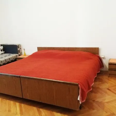 Ena Apartmán *